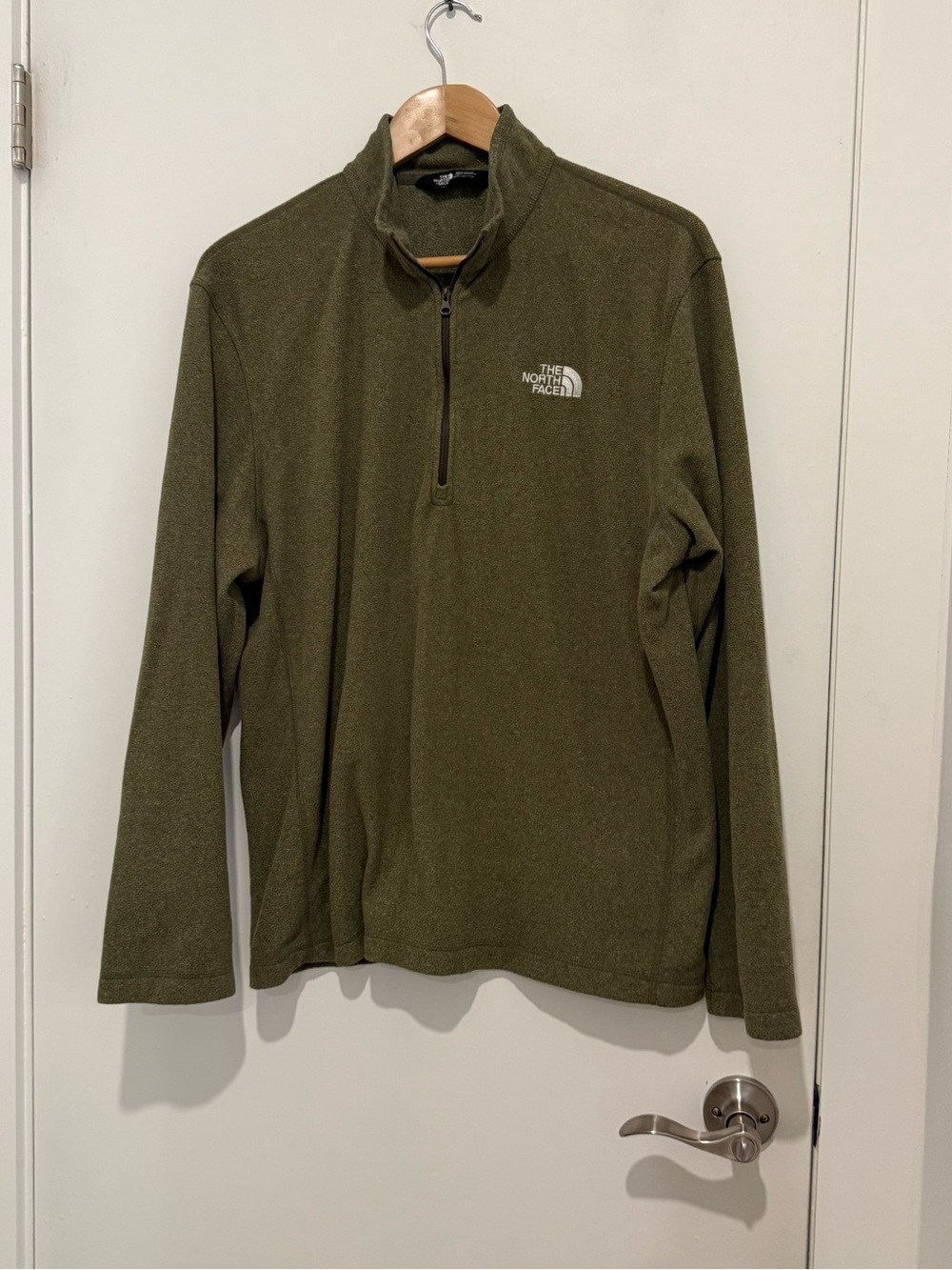 The North Face Men’s Olive Green 1/4 Zip Fleece Pullover Size L